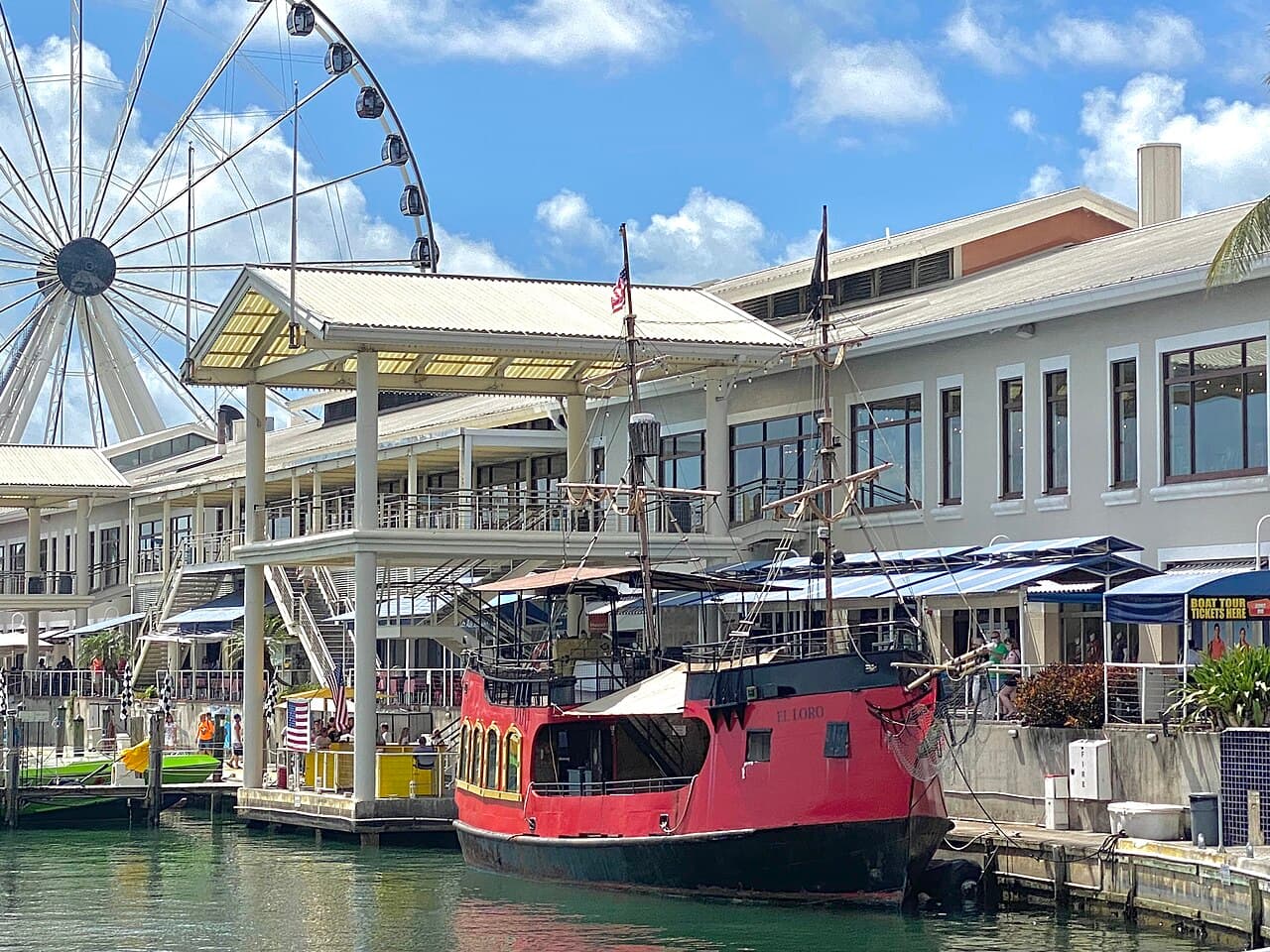 Bayside Marketplace y Cruceros por Biscayne Bay